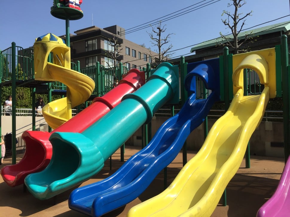 六本木ヒルズとミッドタウンで子供が楽しめる遊び場はどっちが充実？